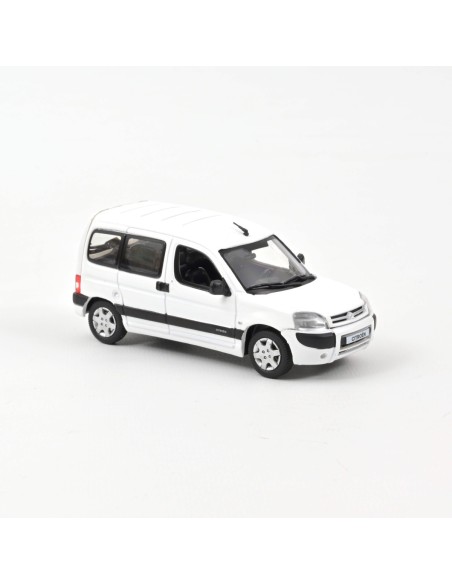 1:43 CITROEN BERLINGO 2004 WHITE